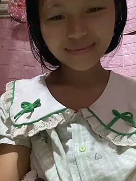 milo bae online show from May 2026 10:39:01 PM