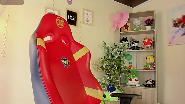 Lana Dreams  online show from September 2025 02:07:01 PM