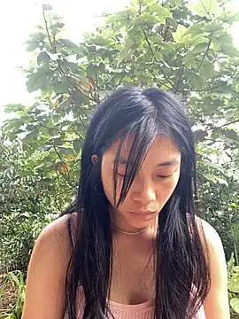 EmLy02 online show from October 2025 07:09:02 AM