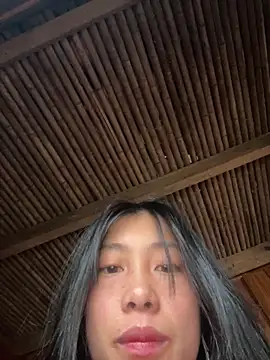 EmLy02 online show from April 2026 11:54:02 PM