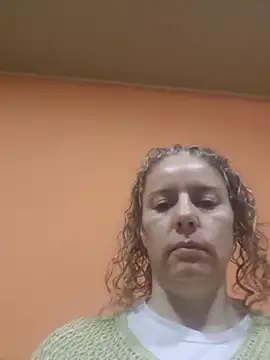 Snapshot of Nina_vallon chatting on November 2025 10:59:01 AM Nina vallon online show from November 2025 10:59:01 AM