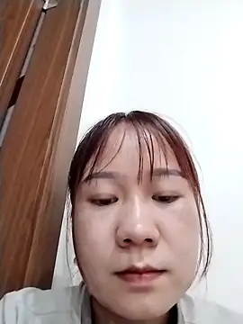 qinejr37 online show from September 2025 03:17:01 AM