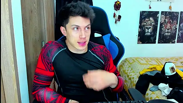 javiersexymann online show from January 2025 08:48:01 PM