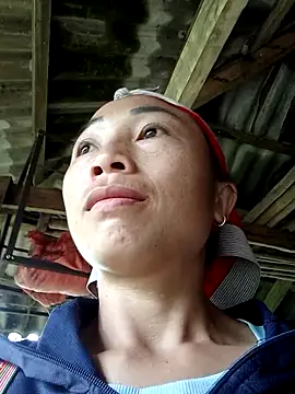 lucybaby00 online show from September 2025 01:28:01 AM