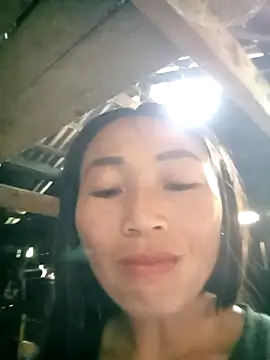 lucybaby00 online show from April 2026 04:10:02 AM