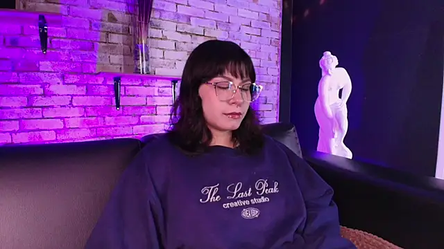 kitty malach online show from February 2026 02:04:01 AM