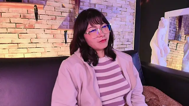 kitty malach online show from March 2026 07:15:01 AM