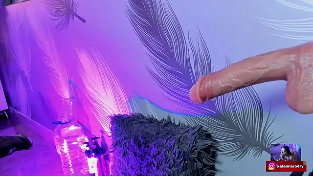 Alanna-sloppy online show from September 2025 06:18:02 PM