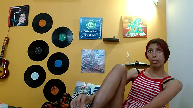 skinnyverus18 online show from October 2025 07:07:02 PM