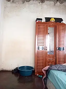 small D94 online show from September 2025 07:02:02 AM