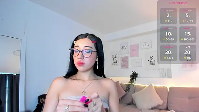 Snapshot of Miacorner_ chatting on November 2025 08:31:01 PM Miacorner online show from November 2025 08:31:01 PM