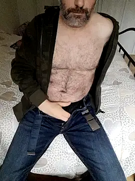 Peolin online show from December 2025 01:18:01 PM