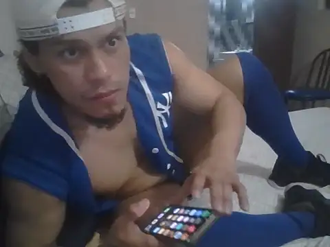 TeddyVeggas online show from November 2025 02:06:01 AM