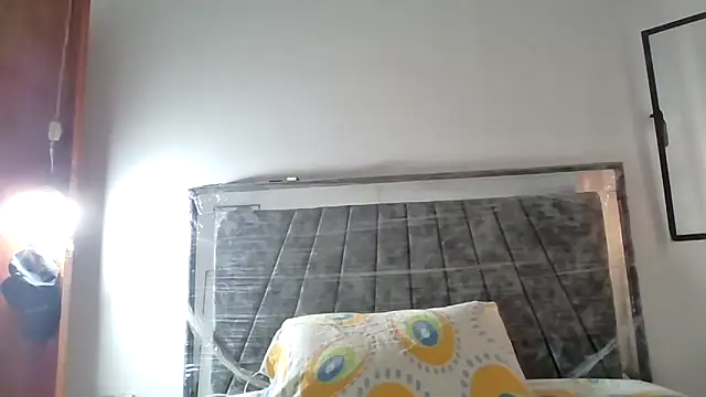 Snapshot of JuceAn14 chatting on March 2026 05:46:01 PM JuceAn14 online show from March 2026 05:46:01 PM