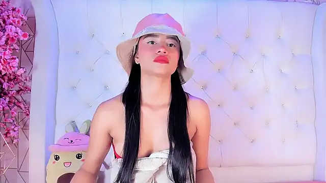 AngeliqueRouse online show from November 2025 05:39:02 AM