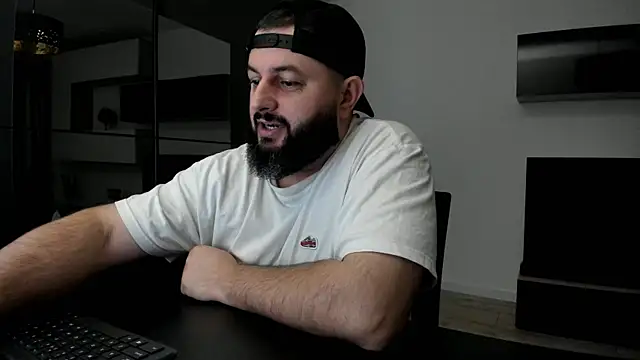 DravenPeak online show from February 2026 07:00:02 PM