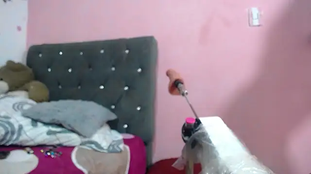 Snapshot of cucha_sexy_hard_69 chatting on November 2025 12:27:02 PM cucha sexy hard 69 online show from November 2025 12:27:02 PM