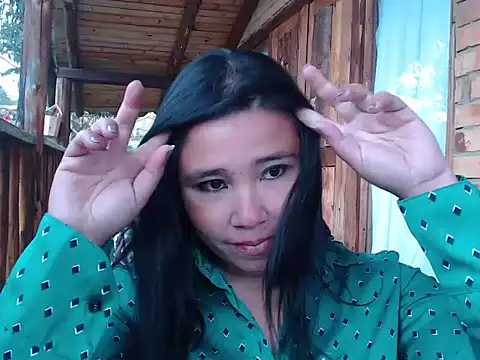 Snapshot of magiadeisis chatting on October 2025 12:14:02 PM magiadeisis online show from October 2025 12:14:02 PM