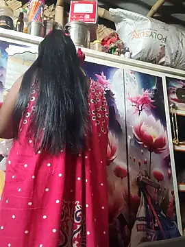 Hot-Show2 online show from November 2025 04:09:01 PM