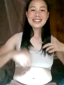 LyyChac online show from September 2025 10:26:01 AM