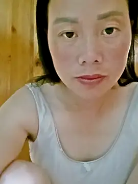 LyyChac online show from September 2025 05:53:02 AM