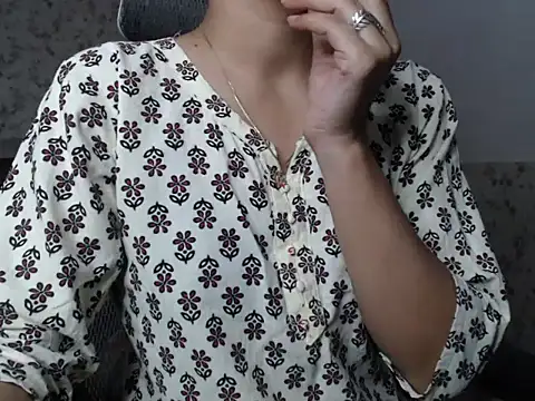 snow white123 online show from October 2025 08:16:02 PM