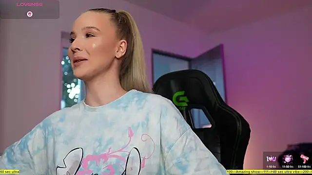 HeySiryy online show from September 2025 03:57:01 PM