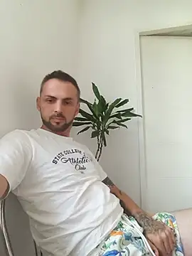papichulo0099 online show from July 2026 03:20:02 AM