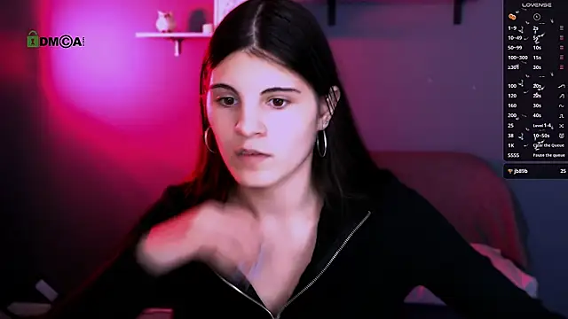 lizzie boom online show from November 2025 08:52:01 PM