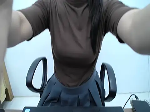  Lady- online show from October 2025 09:27:01 PM