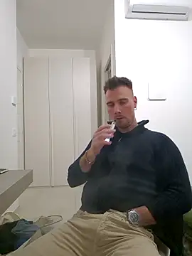 mrlyuis online show from December 2025 09:13:02 PM