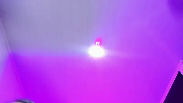 Snapshot of SagiraBelle chatting on March 2026 05:27:02 PM SagiraBelle online show from March 2026 05:27:02 PM