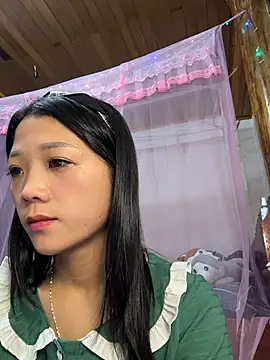 thaoyeuuu online show from October 2025 10:16:02 AM