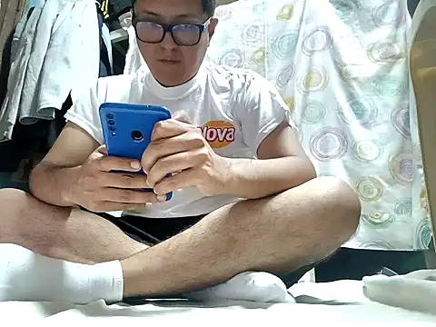 Snapshot of Kj_Gigolo chatting on April 2026 05:04:02 AM Kj Gigolo online show from April 2026 05:04:02 AM