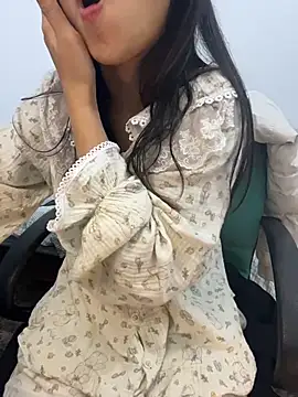 bunny b4nny online show from December 2025 02:59:02 PM