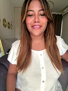 MegannHills online show from September 2025 02:54:01 PM