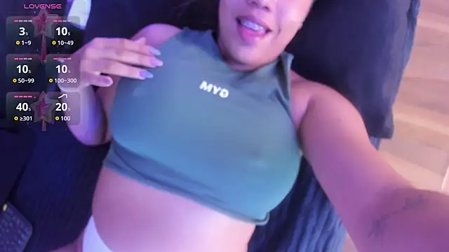 BustyGlow online show from March 2026 09:53:02 AM