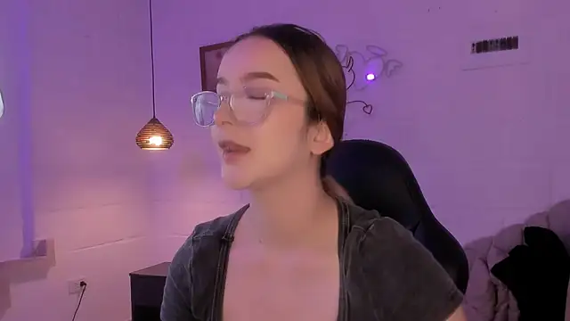 Snapshot of kristal_joi_dl chatting on September 2025 12:16:01 PM kristal joi dl online show from September 2025 12:16:01 PM