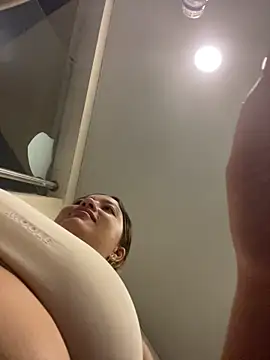 destiny69col online show from November 2025 01:28:02 AM