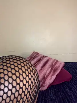 Lady-Amina online show from December 2025 03:24:02 AM