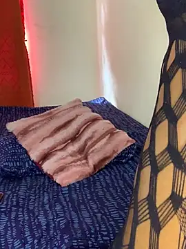 Lady-Amina online show from February 2026 06:22:01 AM