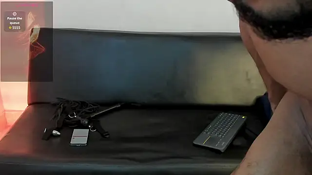 zarek lux online show from March 2026 09:07:01 PM