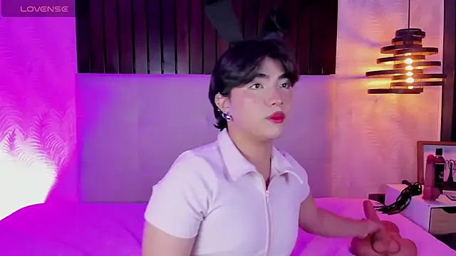 Creamy Angelo online show from October 2025 08:40:02 PM