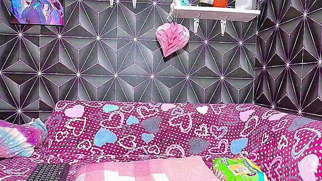 Shantall ks online show from February 2026 03:27:01 AM