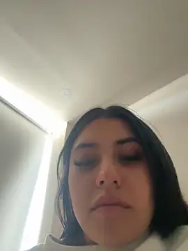 Snapshot of Victoria_alson chatting on November 2025 07:04:02 PM Victoria alson online show from November 2025 07:04:02 PM