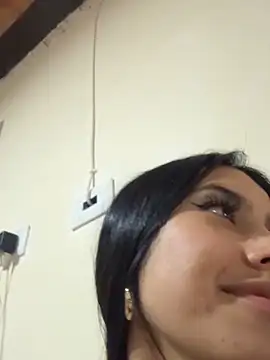 Snapshot of Victoria_alson chatting on November 2025 03:27:01 AM Victoria alson online show from November 2025 03:27:01 AM