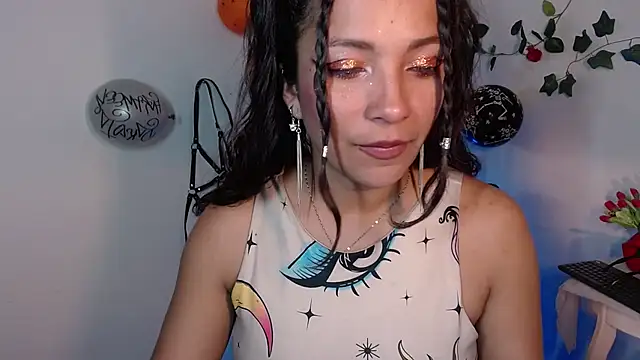 Dakota ro online show from October 2025 09:04:02 PM