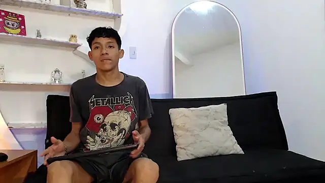 Snapshot of BEAUTY_BOYS1 chatting on September 2025 07:08:01 AM BEAUTY BOYS1 online show from September 2025 07:08:01 AM