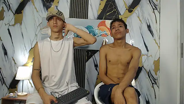 Snapshot of BEAUTY_BOYS1 chatting on February 2026 08:16:02 PM BEAUTY BOYS1 online show from February 2026 08:16:02 PM