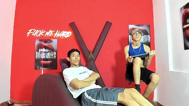 Snapshot of BEAUTY_BOYS1 chatting on March 2026 11:07:02 PM BEAUTY BOYS1 online show from March 2026 11:07:02 PM